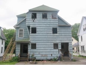 207 Cleveland Ave in Endicott, NY - Building Photo - Building Photo