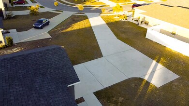 4339 Swan St in Haines City, FL - Building Photo - Building Photo