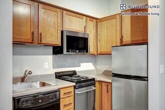 1406 Western Ave-Unit -FL5-ID199 in Seattle, WA - Building Photo - Building Photo