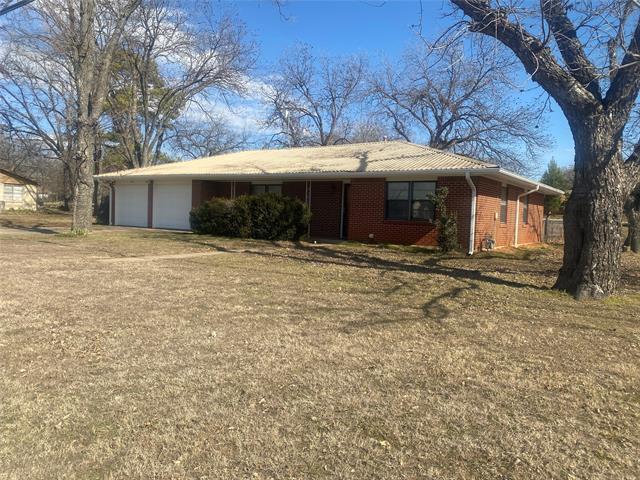 646 N Main St in Springtown, TX - Building Photo - Building Photo