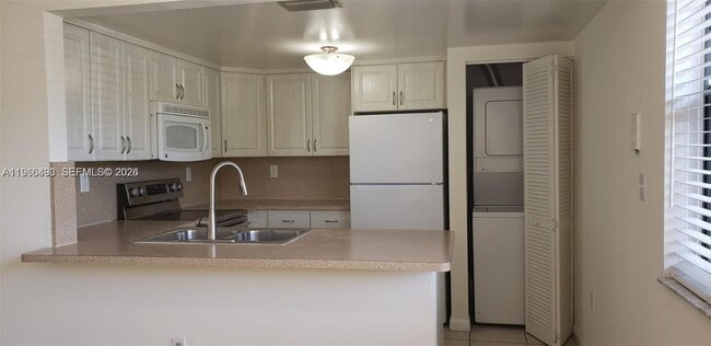 property at 10221 Fontainebleau Blvd