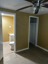 1325 Hidalgo St in Seguin, TX - Building Photo - Building Photo