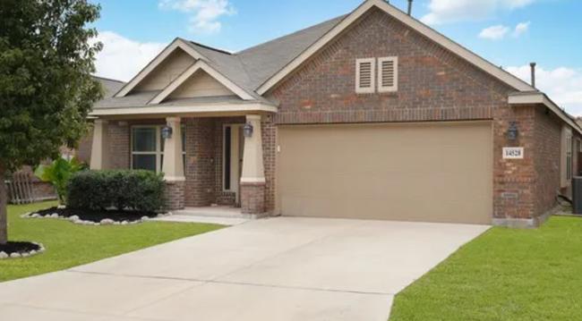 property at 14528 Prairie Pass