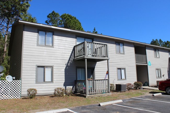 Pelican Point Apartments in St. Marys, GA - Building Photo - Building Photo