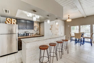 Shadow Ridge Apartments in Scottsdale, AZ - Building Photo - Interior Photo