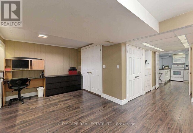 48 Stevenharris Dr in Toronto, ON - Building Photo - Building Photo