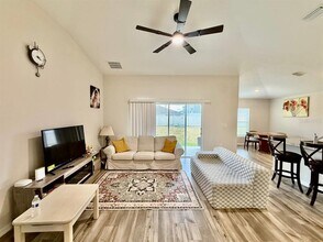 14841 Sterling Spur Ave in Lithia, FL - Building Photo - Building Photo