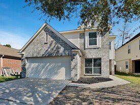 16973 Scenic Knoll in Conroe, TX - Building Photo