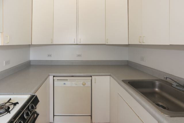 821 W Waveland Ave in Chicago, IL - Building Photo - Building Photo