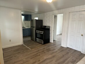 17 M St in Hampton, NH - Building Photo - Building Photo