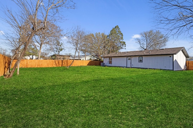 107 Goodhue Ave in San Antonio, TX - Building Photo - Building Photo