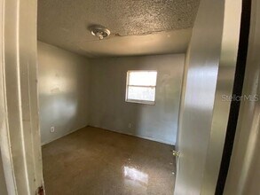 410 Terry St in Wildwood, FL - Building Photo - Building Photo