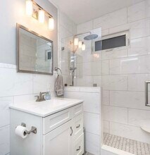 22 Bigelow St, Unit # 1 in Boston, MA - Foto de edificio - Building Photo