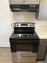 61 /63 Maplecrest Dr in Howell, MI - Building Photo - Building Photo