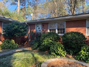 806 Chamberlain St in Raleigh, NC - Foto de edificio - Building Photo