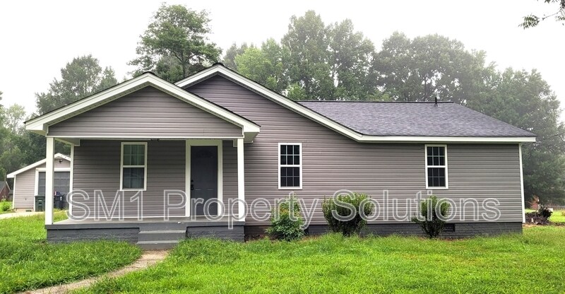 4304 Hilltop Rd in Greensboro, NC - Building Photo