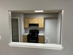 3618 Candlehead Ln in San Antonio, TX - Building Photo - Building Photo