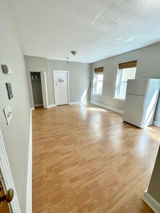 1419 Commonwealth Ave in Boston, MA - Building Photo