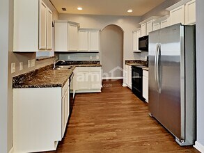 1116 Selous Dr in Murfreesboro, TN - Foto de edificio - Building Photo