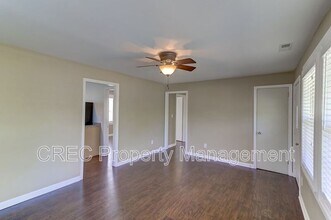 2401 Eagle Dr in Charleston, SC - Building Photo - Building Photo