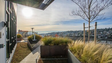 Axle in Seattle, WA - Foto de edificio - Building Photo