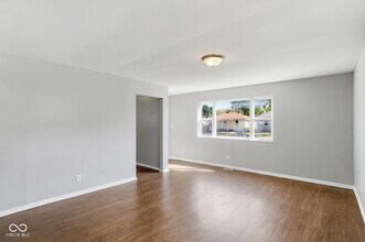 1414 Ingomar St in Indianapolis, IN - Building Photo - Building Photo
