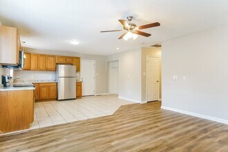 16417 Waterbury Ln in Moundville, AL - Building Photo - Building Photo