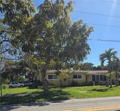 9200 SW 164th St in Palmetto Bay, FL - Building Photo - Building Photo