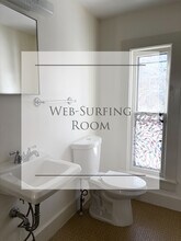 50 Grove St, Unit #2 in Brattleboro, VT - Foto de edificio - Building Photo