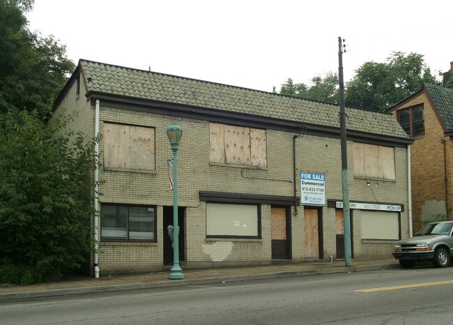 499-503 Brownsville Rd in Pittsburgh, PA - Foto de edificio - Building Photo