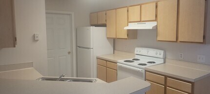 6548 Swissco Dr-Unit -Courtney Landing in Orlando, FL - Building Photo - Building Photo