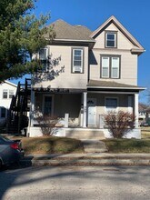 102-106 E Maynard Ave-Unit -104 in Columbus, OH - Building Photo - Building Photo