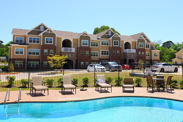 The Residences at Earl Campbell in Tyler, TX - Foto de edificio