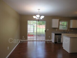 10 Hawkesbury Rd in Simpsonville, SC - Building Photo - Building Photo