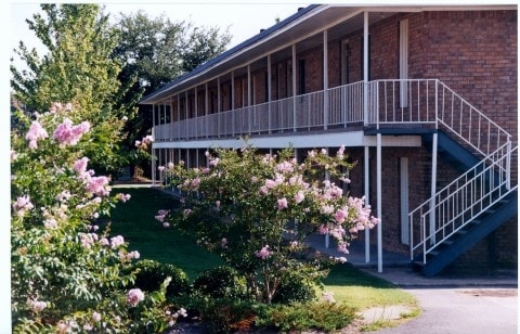 Stadium Place in Monroe, LA - Building Photo