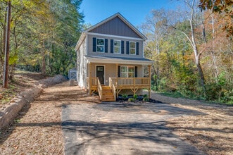 143 Luckado St in Forest City, NC - Building Photo - Building Photo