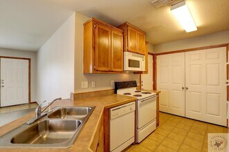 4206 Magnolia St, Unit 4206 in Texarkana, TX - Building Photo - Building Photo