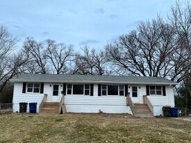 464 E Hillside Ave in Des Moines, IA - Building Photo