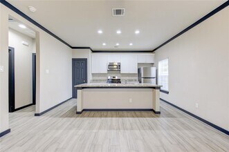 8103 Glass St in Houston, TX - Building Photo - Building Photo