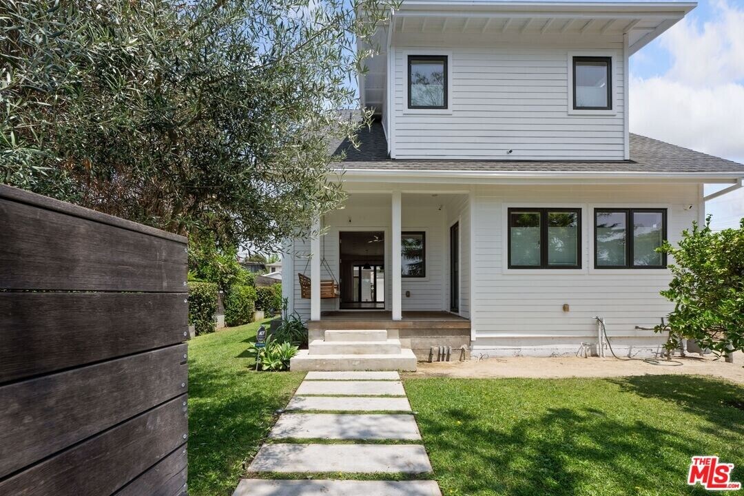 4525 Melbourne Ave in Los Angeles, CA - Building Photo