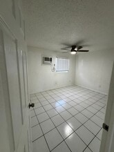 3421 Hi St, Unit 3421 in Lake Worth Beach, FL - Building Photo - Building Photo