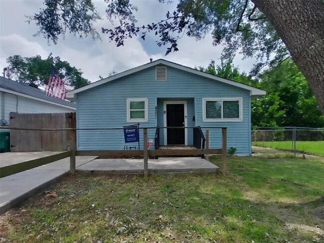 property at 4501 Clover St