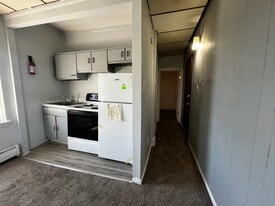 1200 9th St in Eddystone, PA - Building Photo