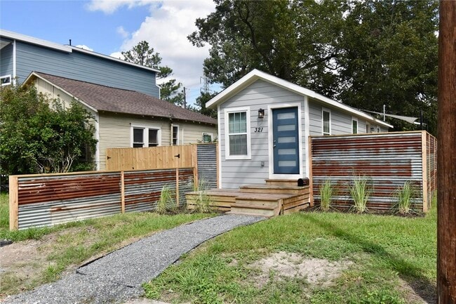 property at 321 E 35th St