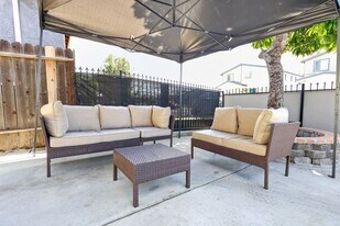 917 W 62nd Pl, Unit 917 in Los Angeles, CA - Building Photo
