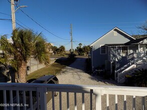 57 S Fletcher Ave in Fernandina Beach, FL - Building Photo - Building Photo