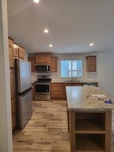 418 W Queen Ave in Pe Ell, WA - Building Photo - Building Photo