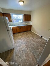 5452 Santa Rosa Way in Jacksonville, FL - Building Photo - Building Photo