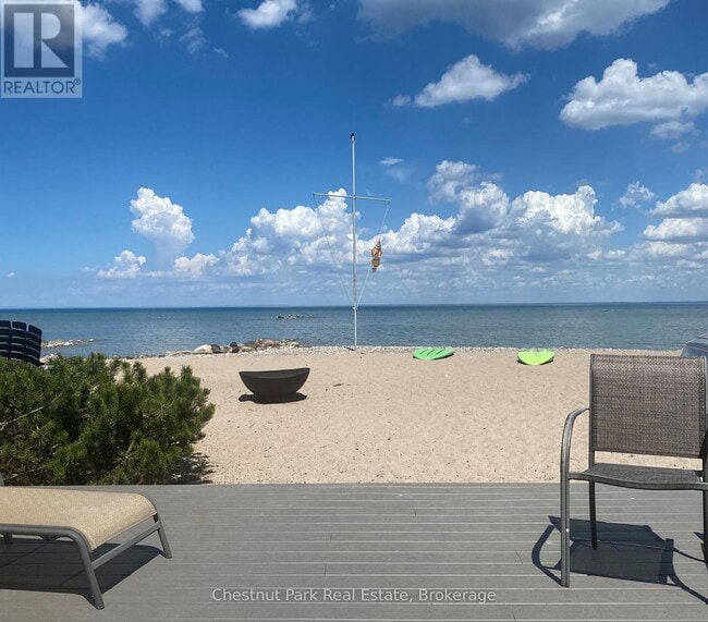 property at 89 Georgian Manor Dr