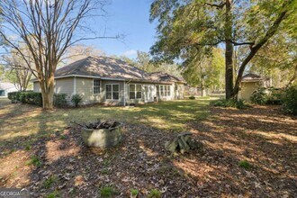 106 Buntin St in Woodbine, GA - Building Photo - Building Photo